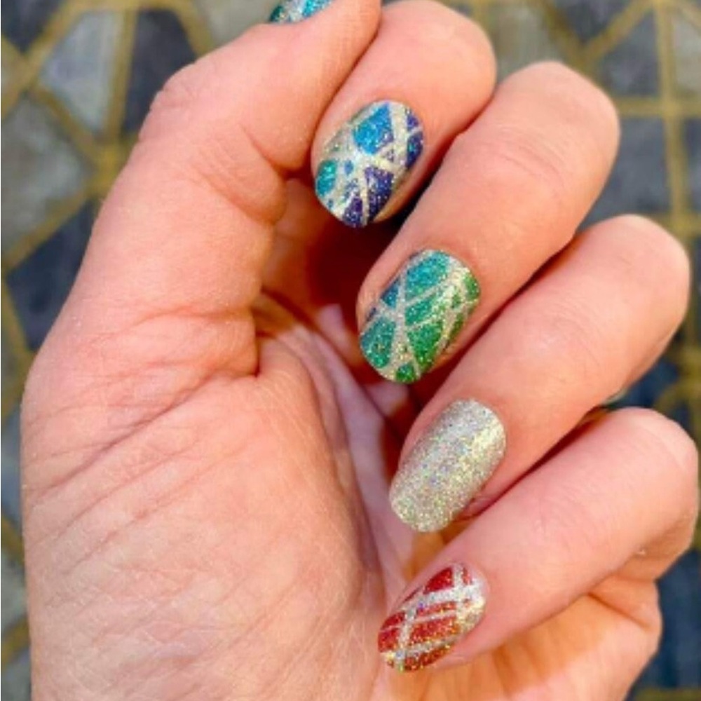 *Retired* Color Street: Polar Prism | Silver Rainbow Glitter Winter Gradient